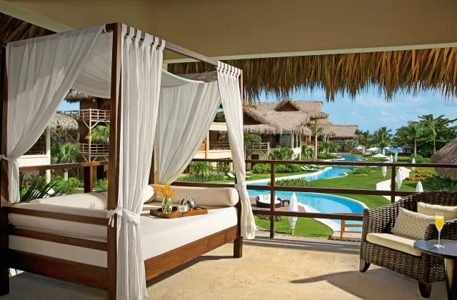Zoetry Agua Punta Cana suite terraza